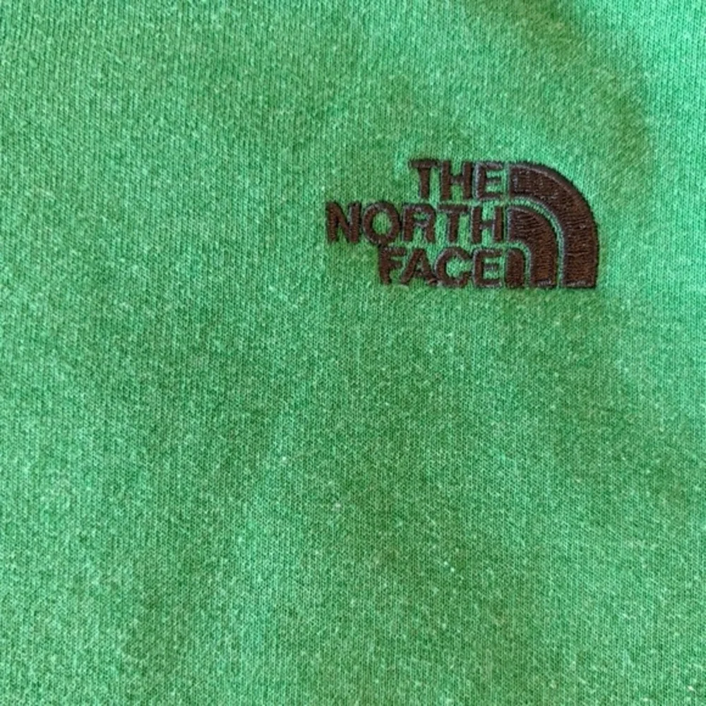 North Face Men’s XL Green and‎ Grey crewneck sweatshirt. size XL. GUC